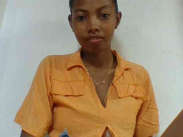 Layah7 webcam