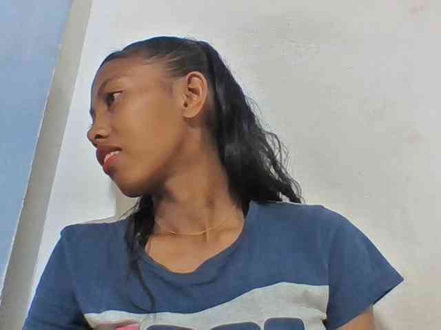 Layah7 webcam