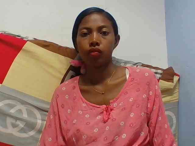 Layah7 webcam