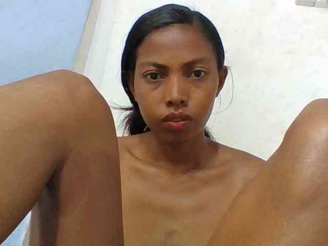Layah7 webcam
