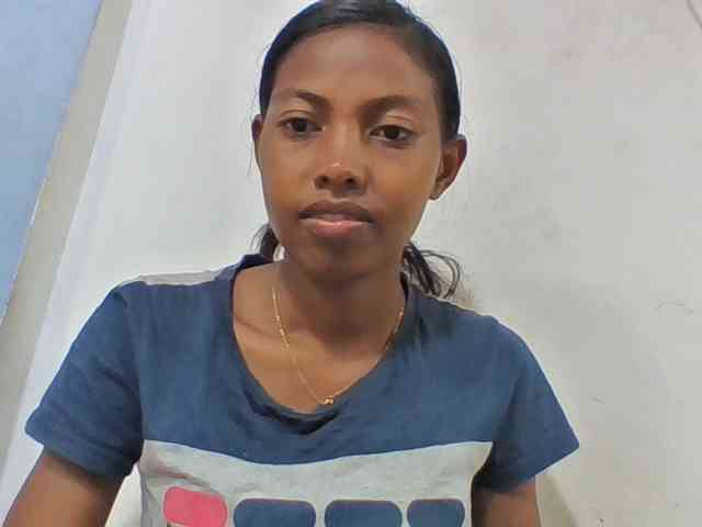 Layah7 webcam