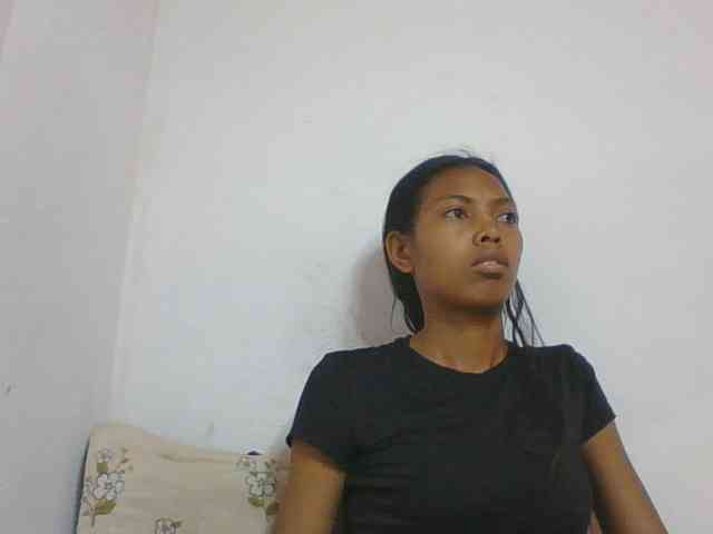 Layah7