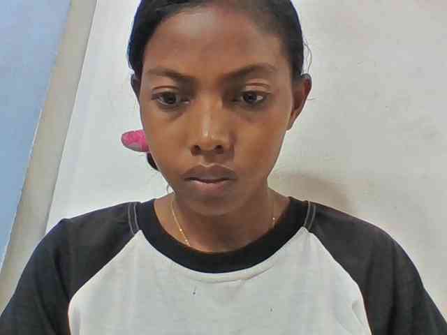 Layah7