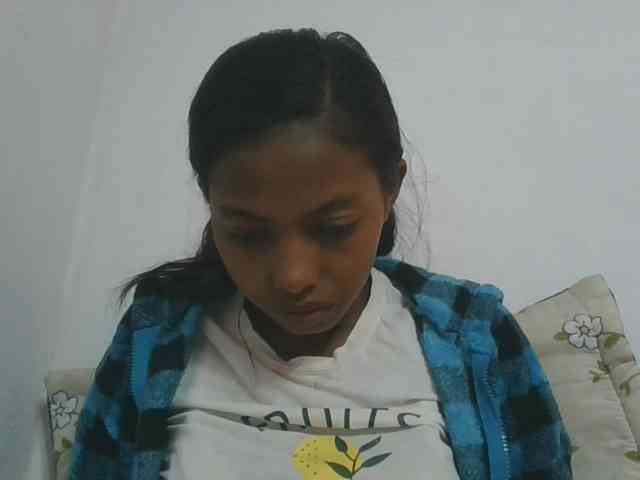 Layah7 webcam