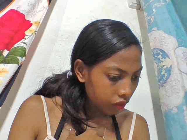 Layah7