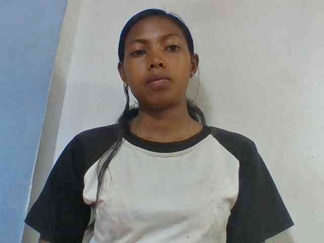 Layah7 webcam