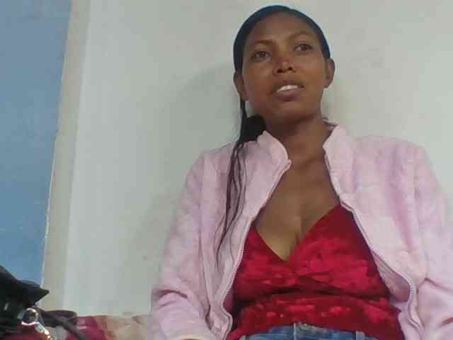 Layah7 webcam
