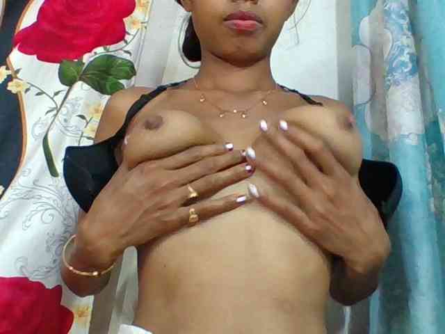 Layah7 webcam