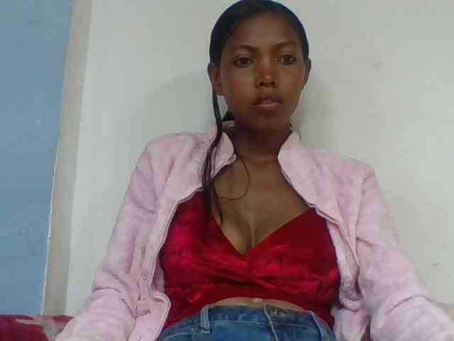 Layah7 webcam