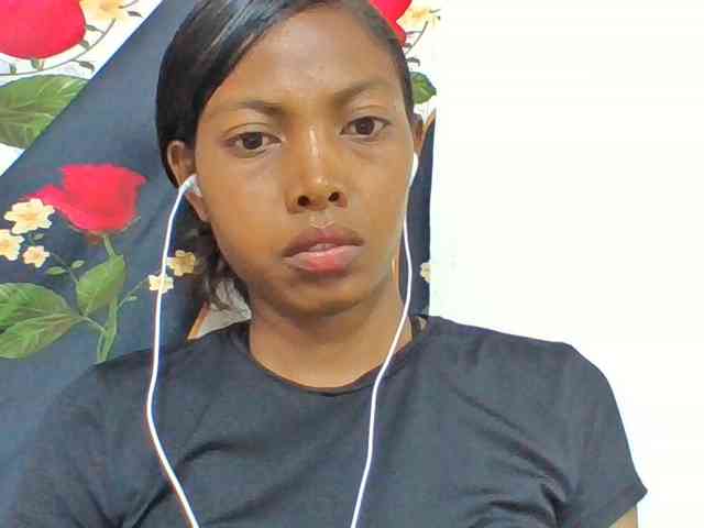 Layah7 webcam