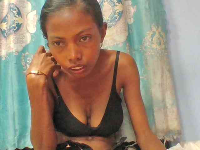 Layah7 webcam