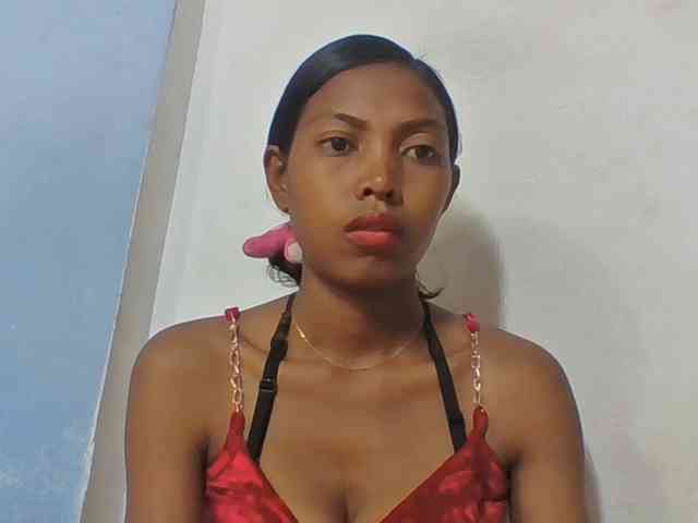 Layah7 webcam