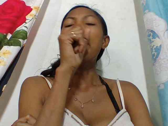 Layah7 webcam