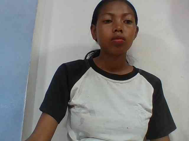 Layah7 Layah7