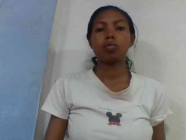 Layah7 webcam