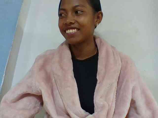 Layah7 webcam