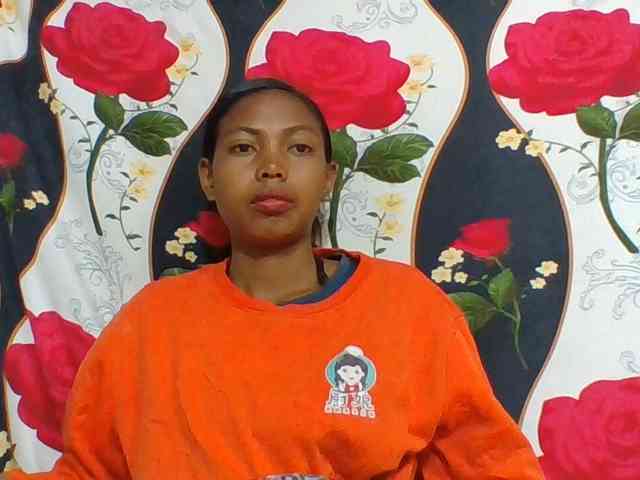 Layah7 webcam
