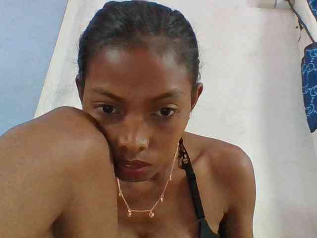 Layah7 webcam