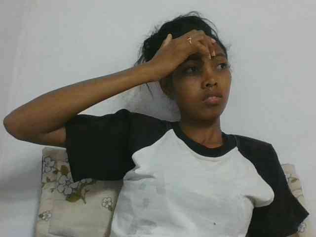 Layah7
