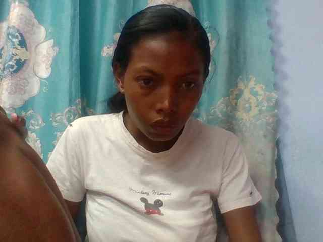 Layah7 Layah7