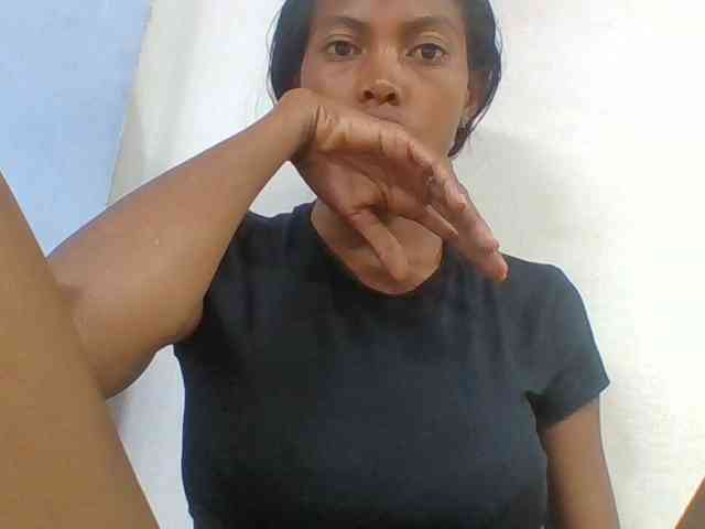Layah7 webcam
