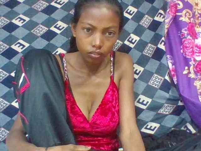 Layah7 webcam