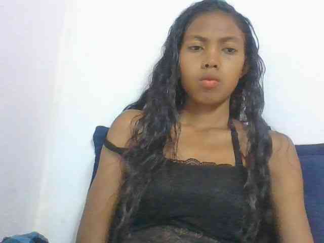 Layah7