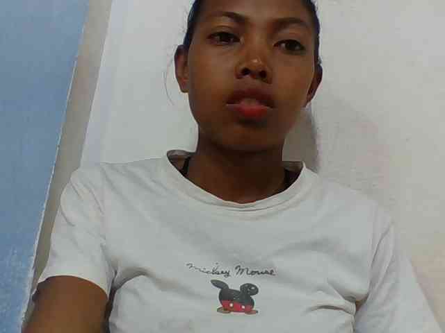 Layah7 webcam