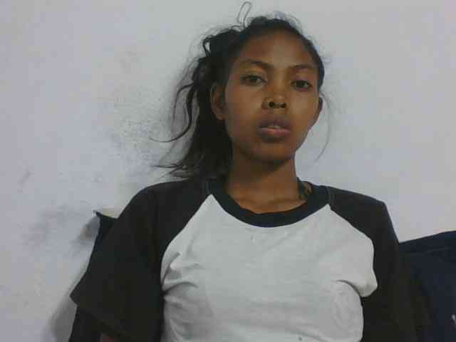 Layah7