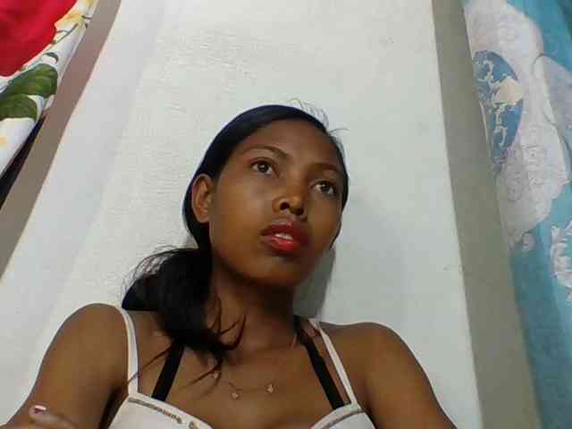 Layah7 webcam