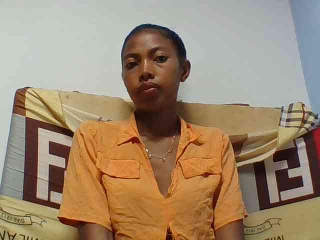 Layah7 webcam