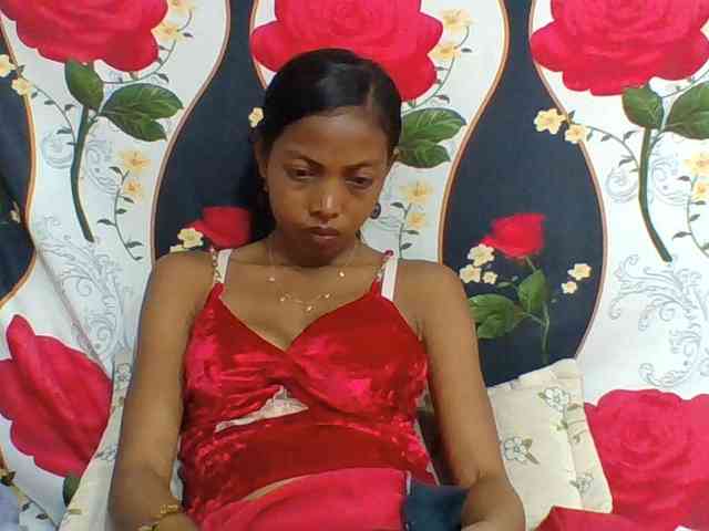 Layah7