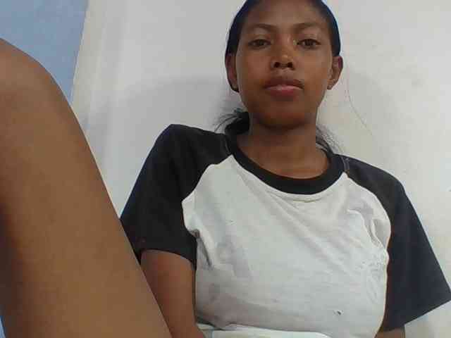 Layah7 webcam