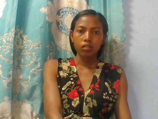 Layah7