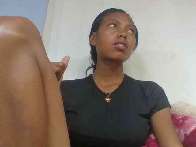 Layah7 webcam