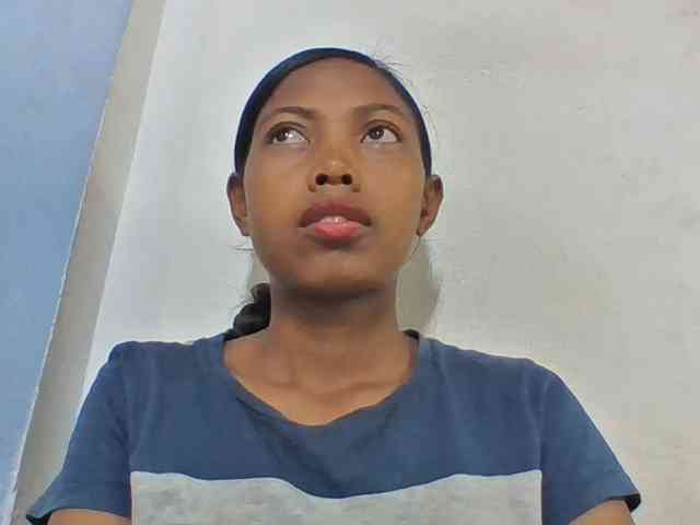 Layah7
