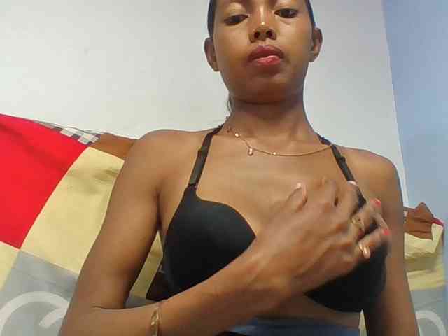 Layah7 webcam
