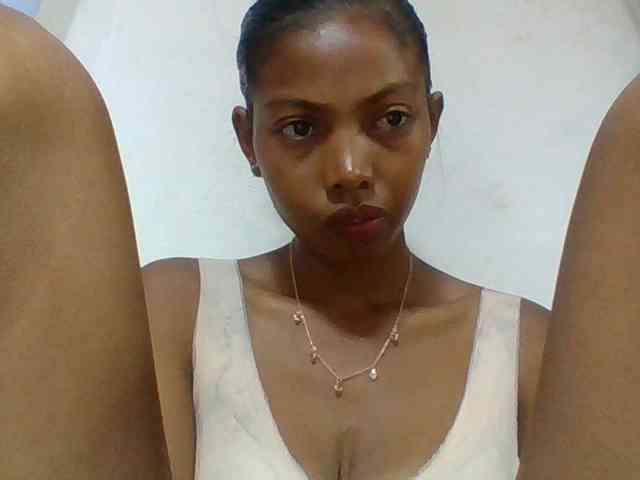 Layah7 webcam