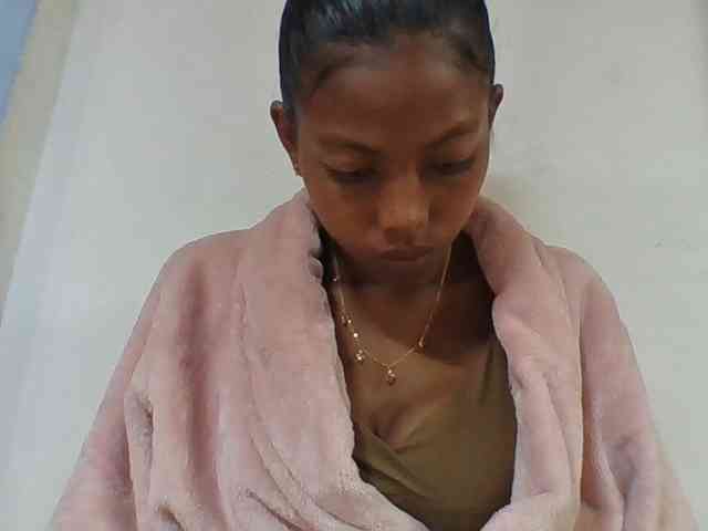 Layah7 webcam