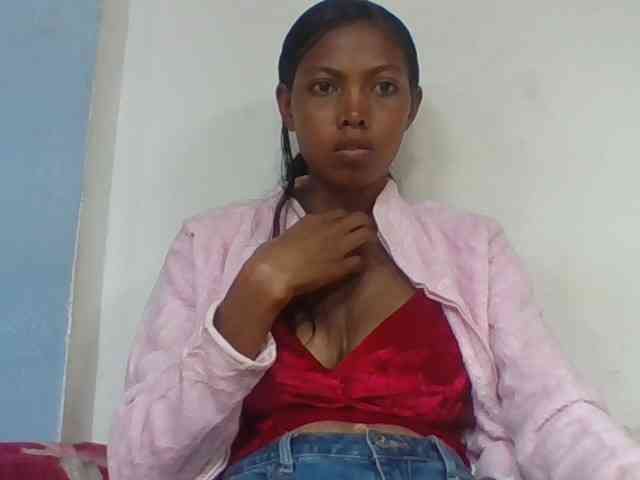 Layah7 webcam