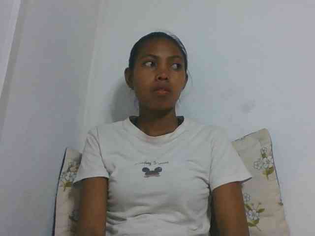 Layah7 Layah7