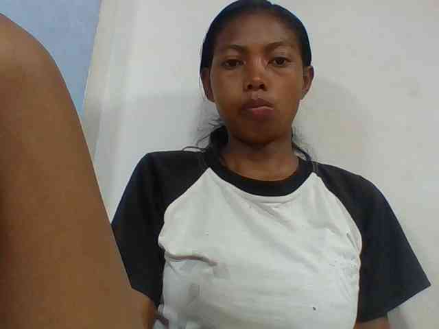 Layah7 webcam
