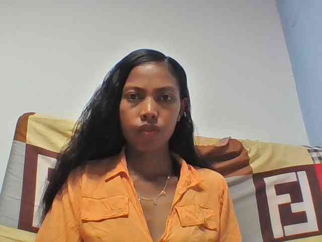 Layah7 webcam