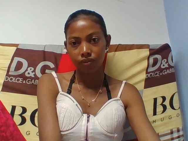 Layah7 webcam