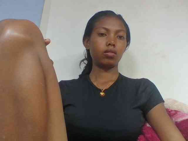 Layah7 webcam