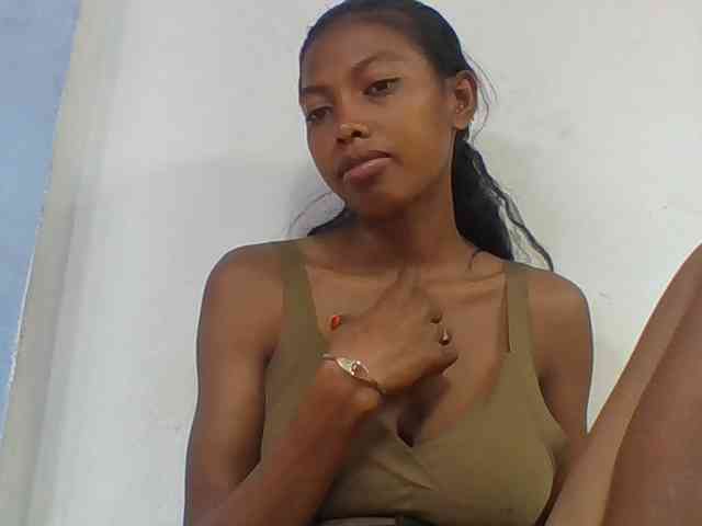 Layah7 webcam