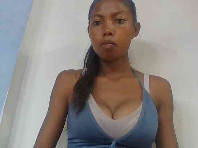Layah7 webcam
