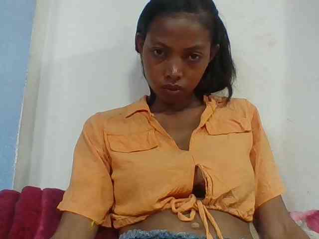 Layah7 Layah7