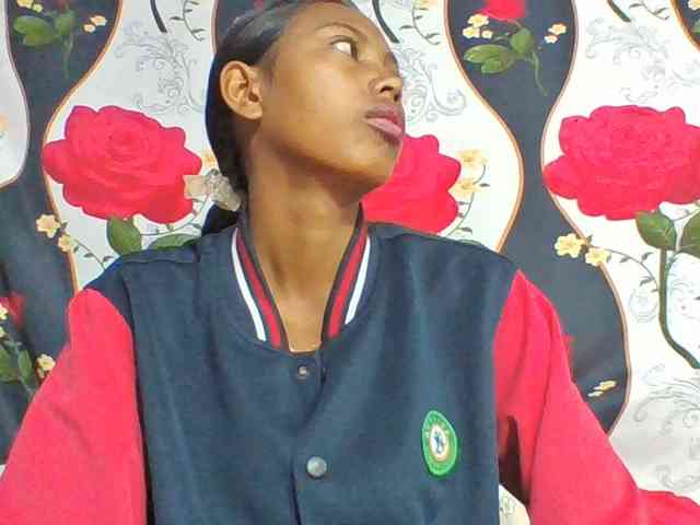 Layah7 webcam
