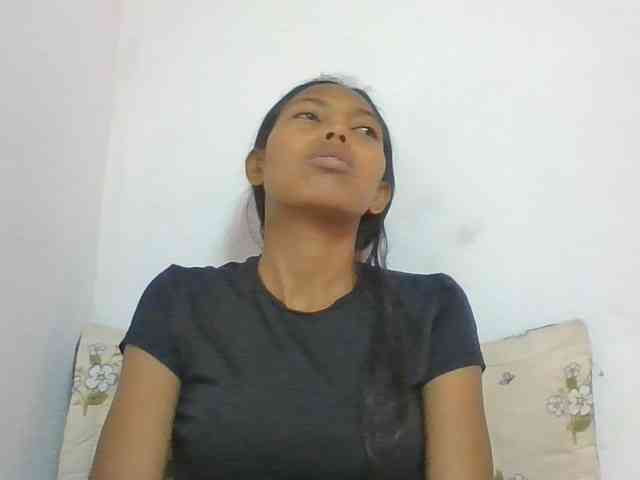 Layah7